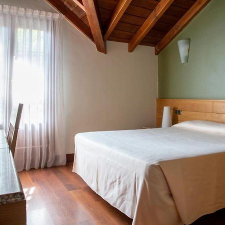 Adeko Hotel Barakaldo Eksteriør bilde