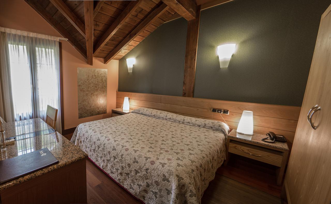 Adeko Hotel Barakaldo Eksteriør bilde
